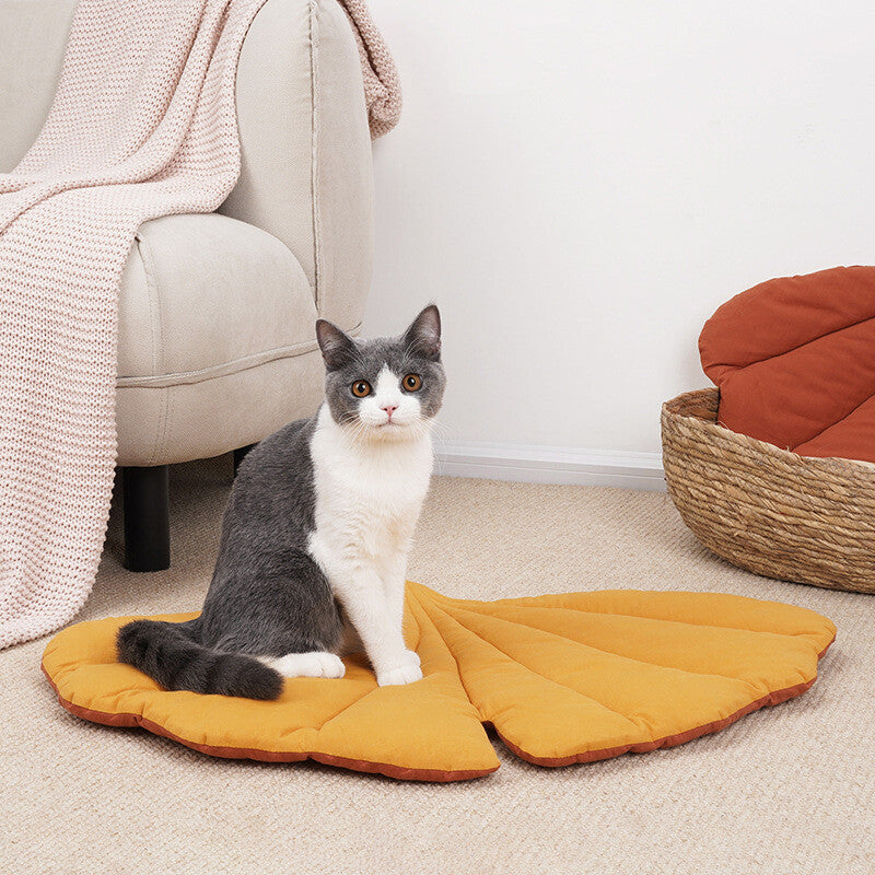 Leaf Shaped Reversible Sleep Mat - Pet Supplies Australia